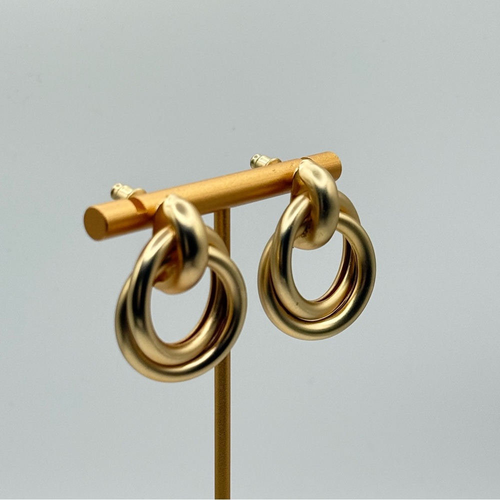 earrings - Picture 11 of 11
